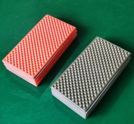 وسادة مقعد من الرغوة من نوع XPE القوية ‬ خفيفة الوزن و مقاومة للمياه و مثالية لمغامرات التخييم